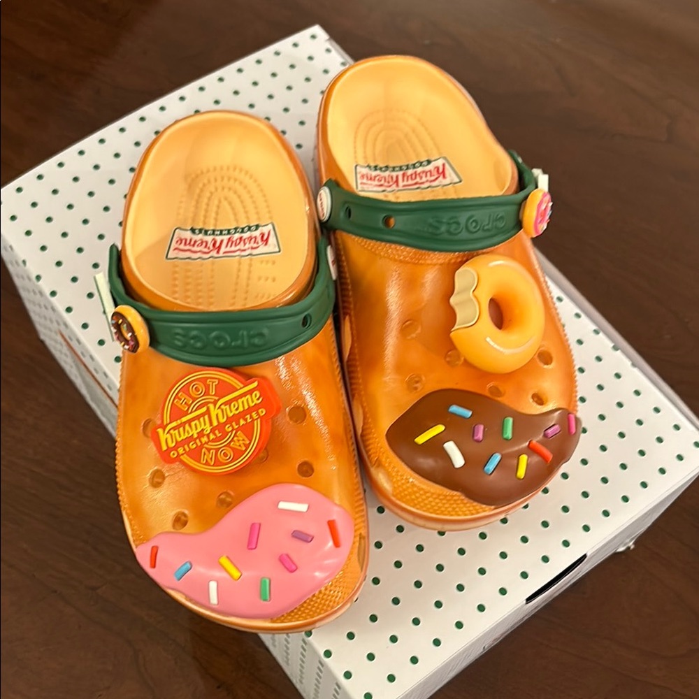 Krispy Kreme Crocs